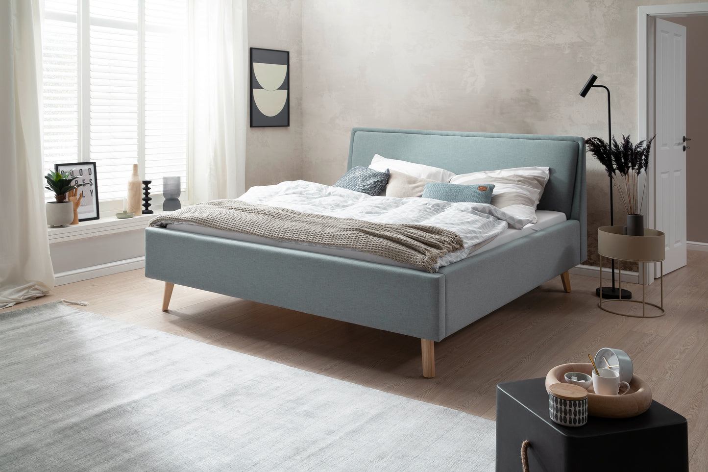 Polsterbett Frieda von meise.möbel – Eisblau Nr. 72 – 140x200 cm – Produktbild