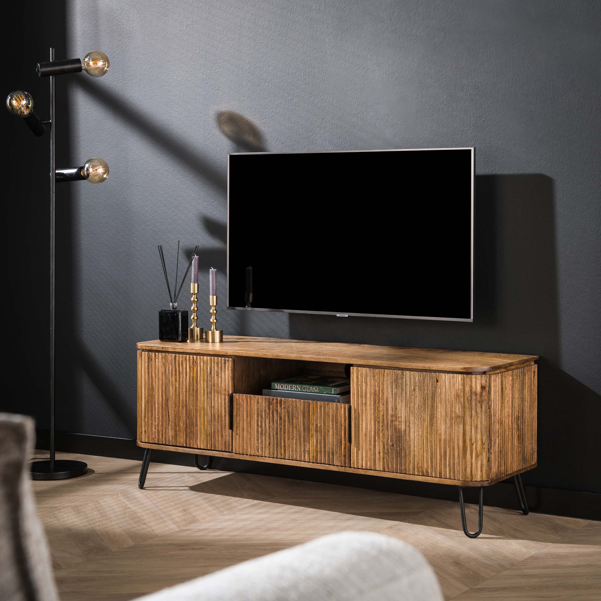 Highboard – 135×40×50 cm – Massiv Mango sand | Modell N0037