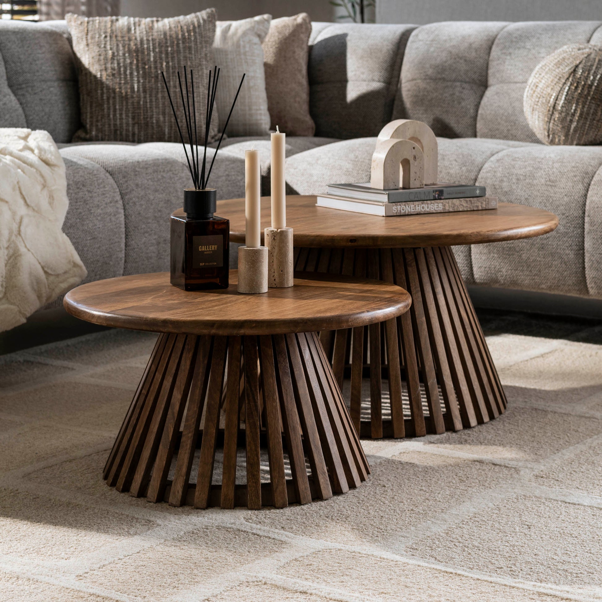 Couchtisch – 80×80×40 cm – Massiv Mango sand | Modell N0060