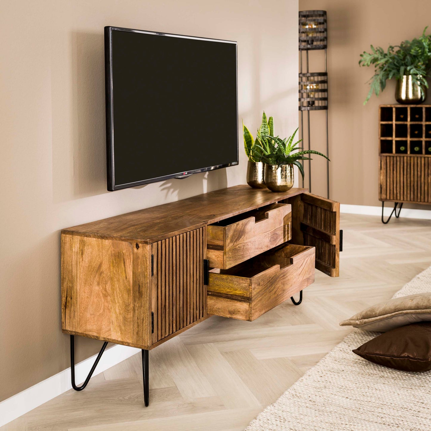 Highboard – 135×35×55 cm – Massiv Mango sand | Modell N0064