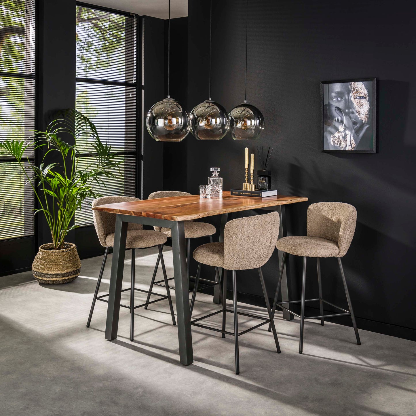 Bartisch – 147×80×92 cm – Massiv Akazie | Modell N0083