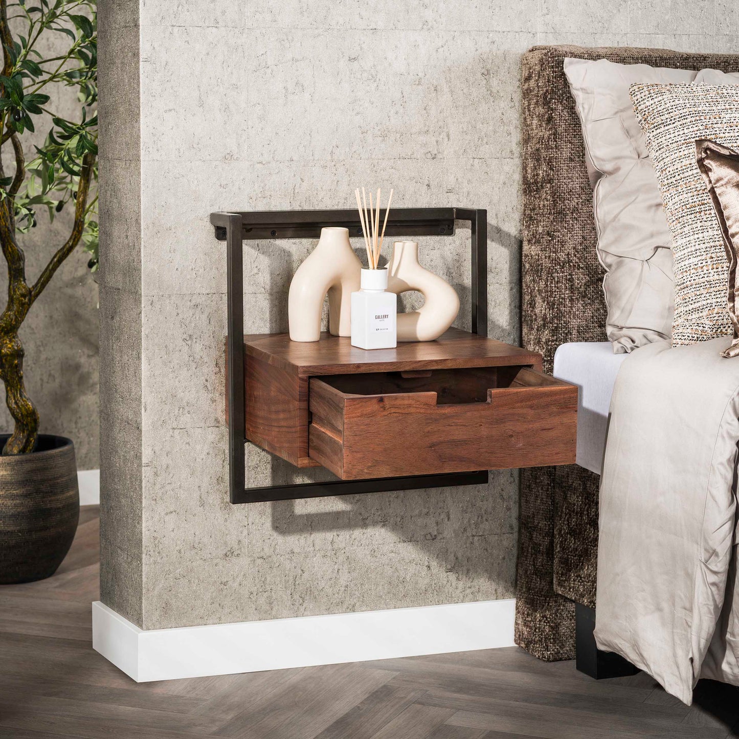 Nachttisch – 44×35×45 cm – Massiv Akazie | Modell N0104
