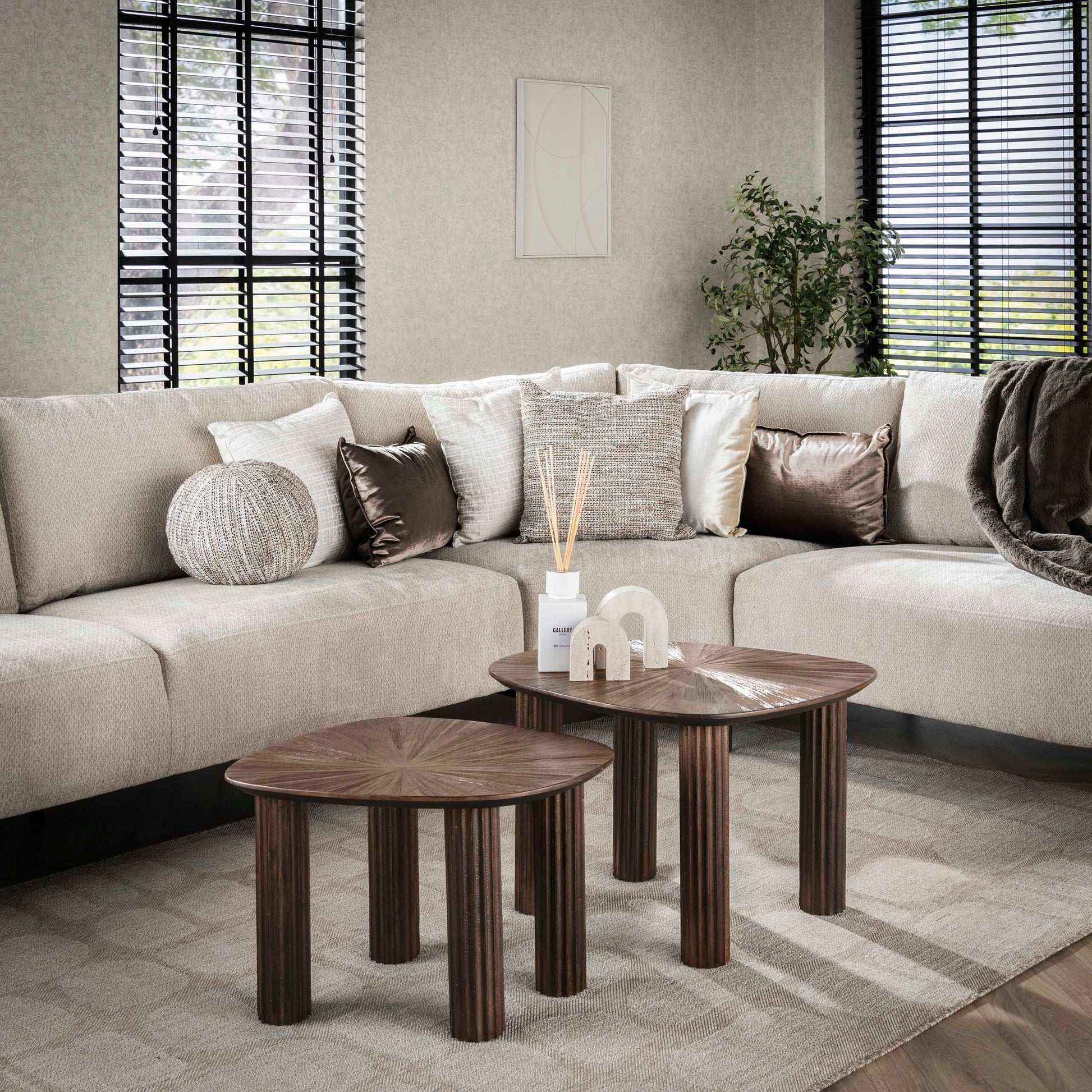 Couchtisch – 62×51×43 cm – Massiv Teak Espresso | Modell N0108