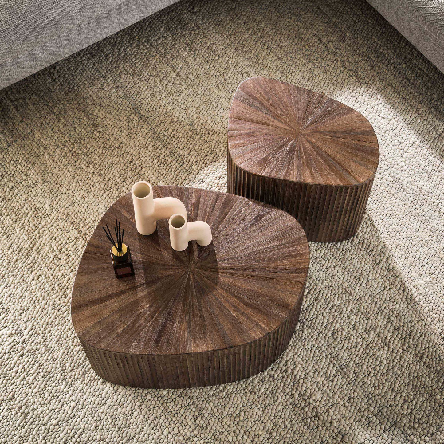 Couchtisch – 73×68×31 cm – Massiv Teak Espresso | Modell N0113