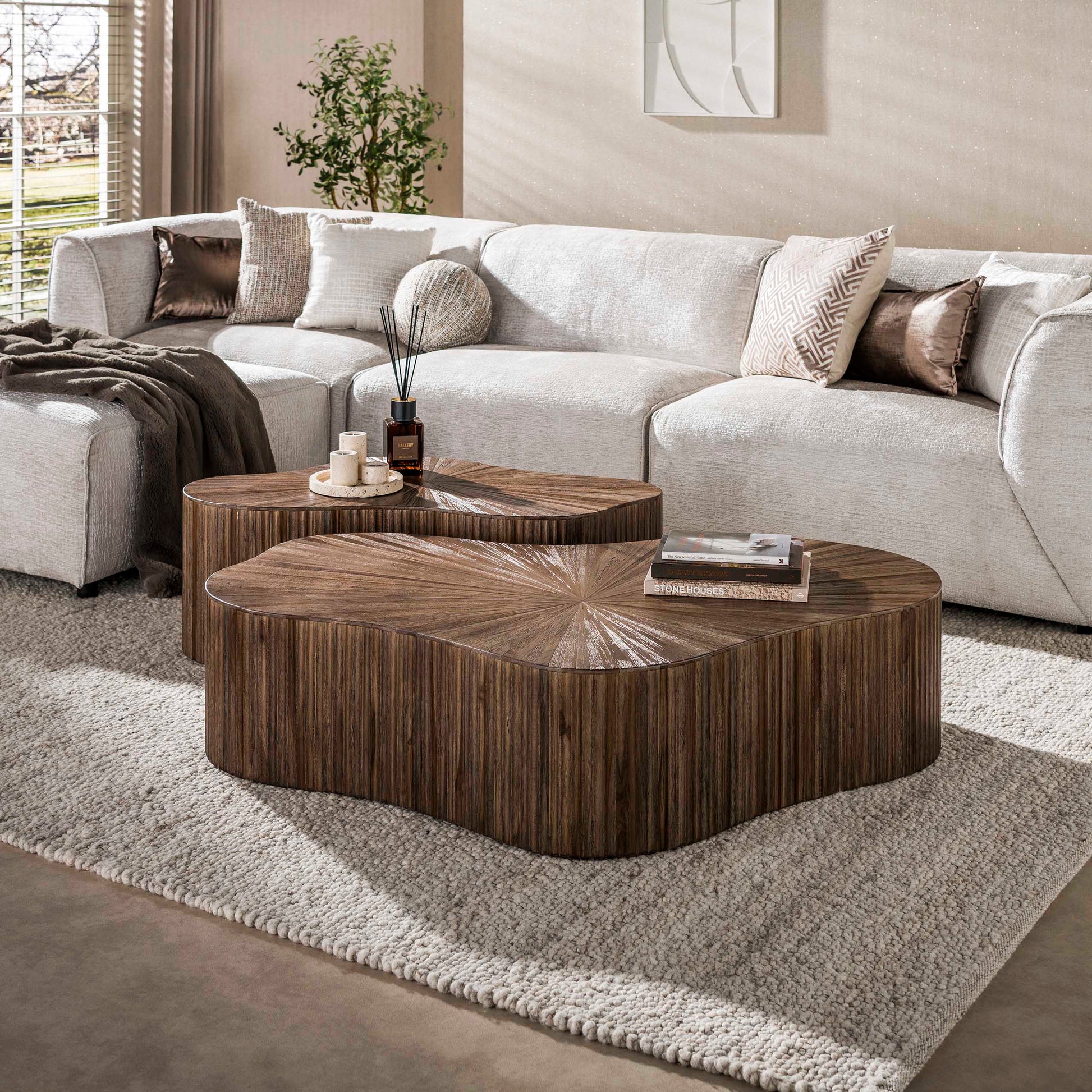 Couchtisch – 140×77×33 cm – Massiv Teak Espresso | Modell N0114