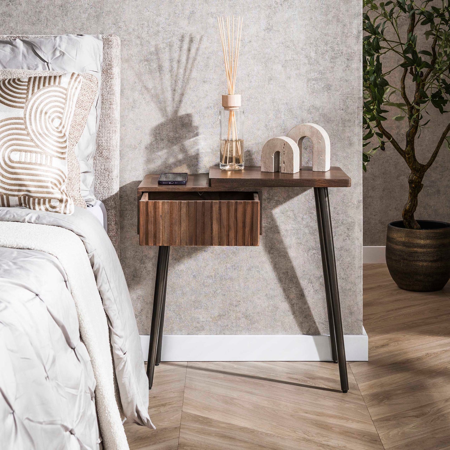 Nachttisch – 60×30×60 cm – Massiv Akazie braun | Modell N0149