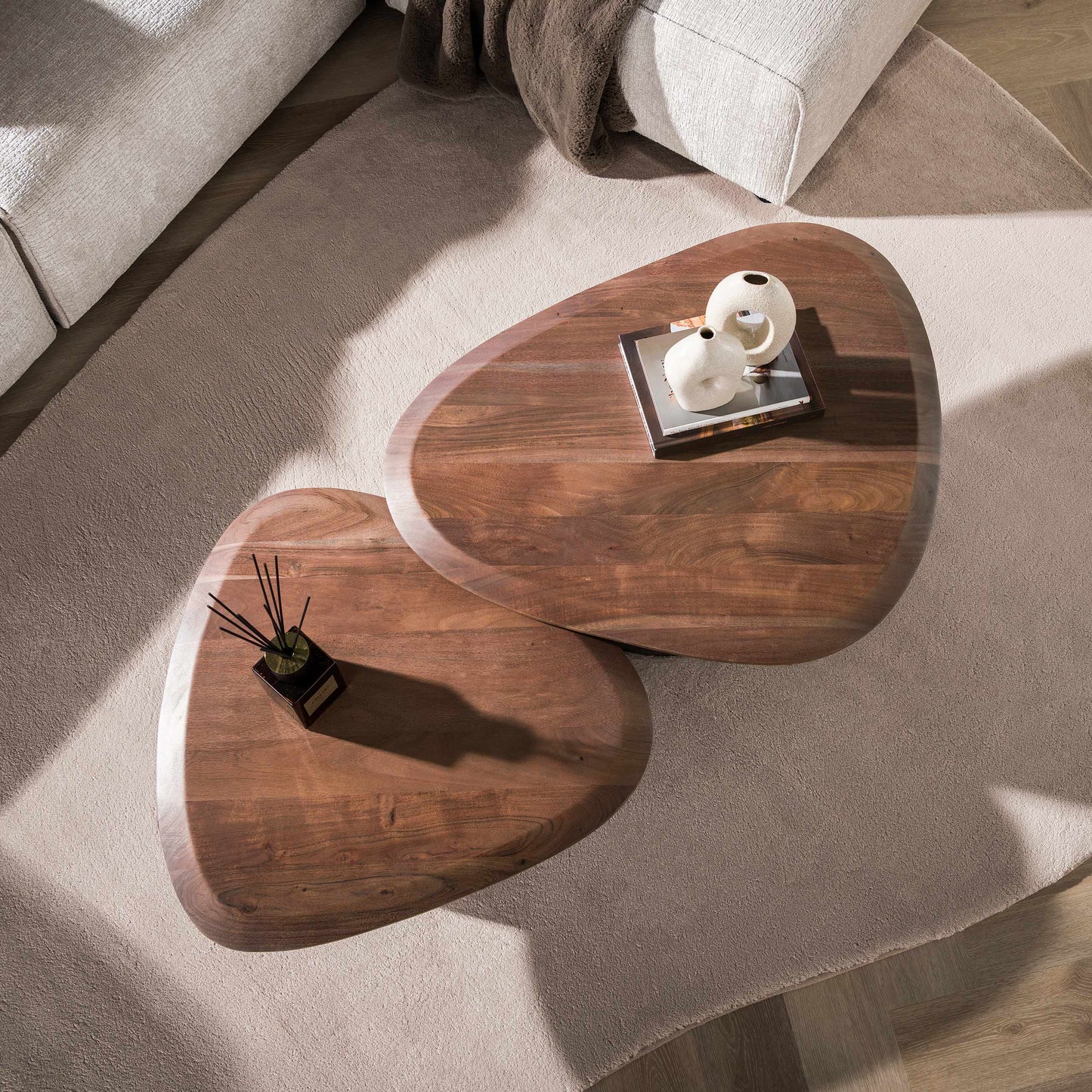 Couchtisch – 92×72×41 cm – Massiv Akazie braun | Modell N0153
