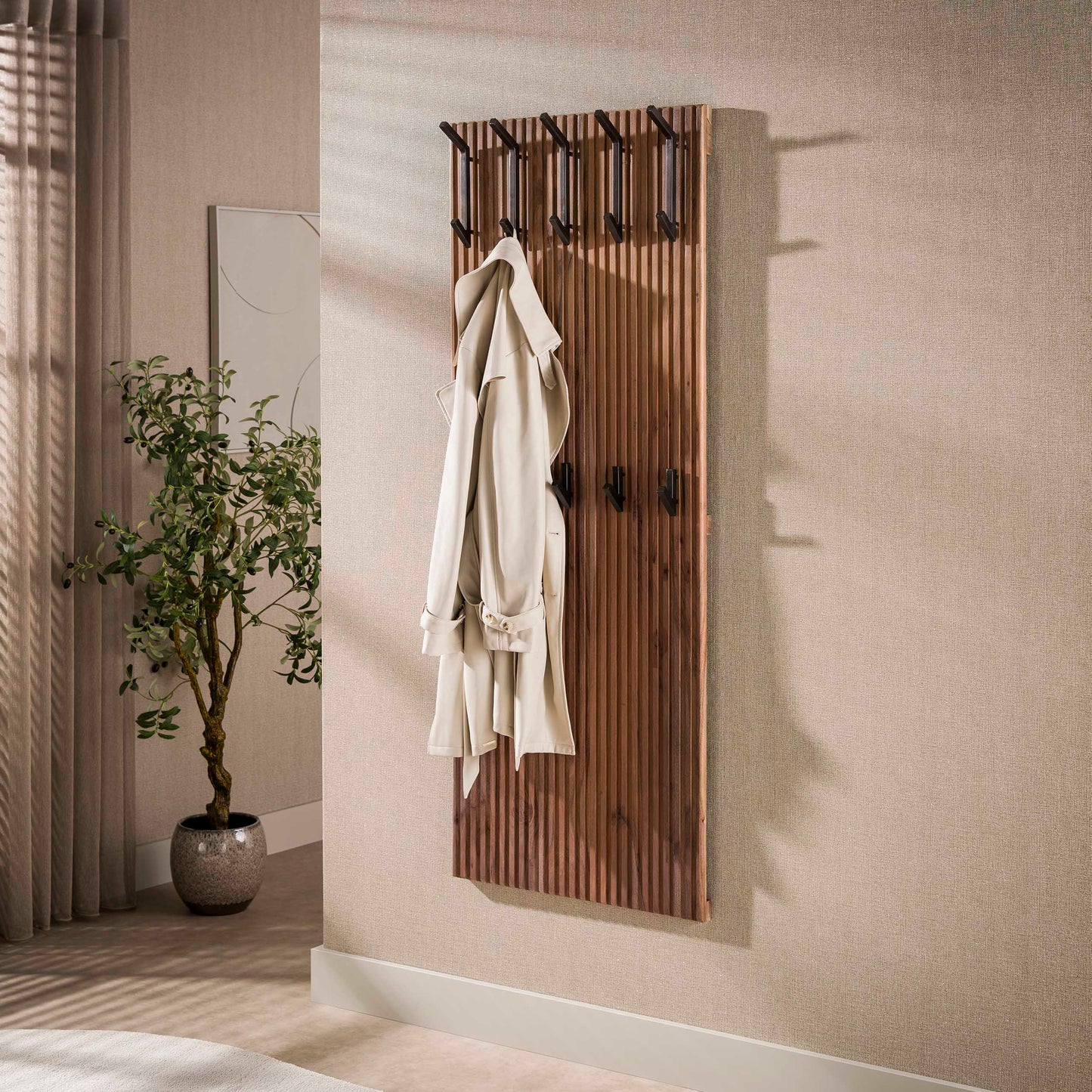 Garderobe – 63×13×160 cm – Massiv Akazie braun | Modell N0171