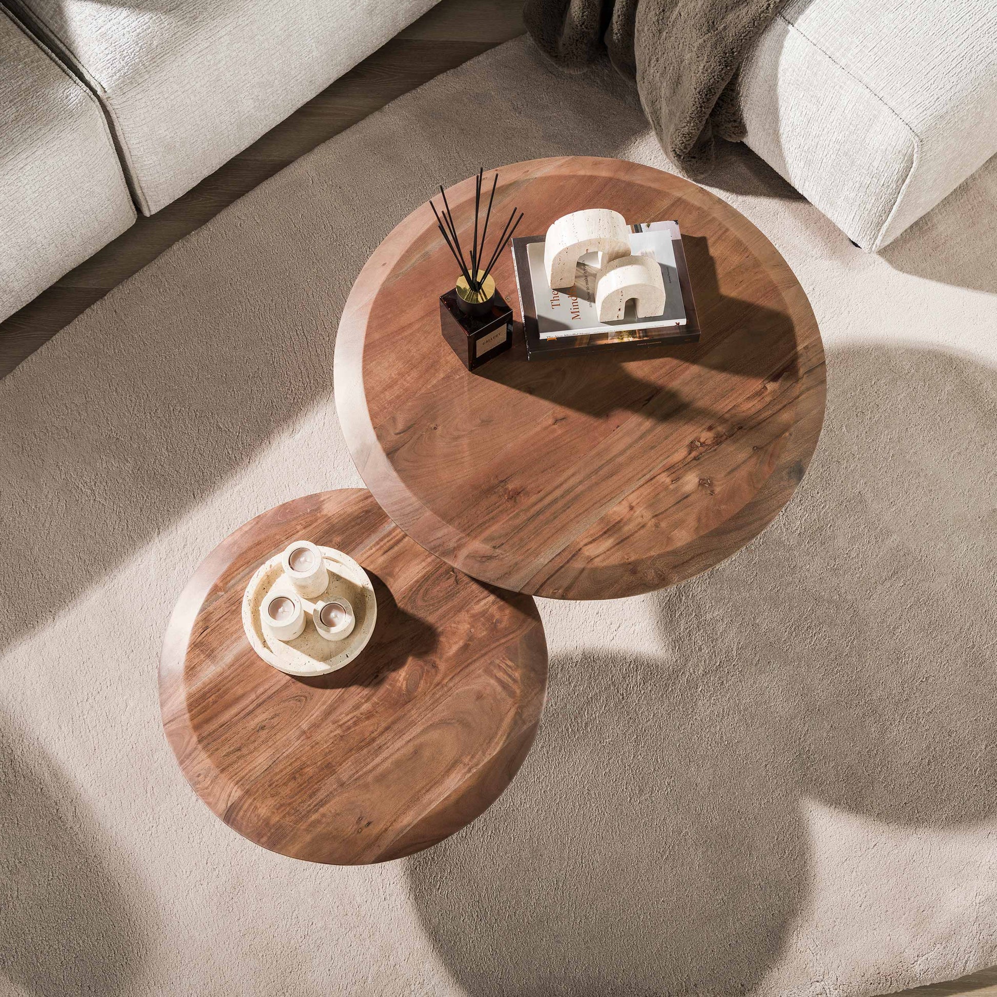 Couchtisch – 80×80×40 cm – Massiv Akazie braun | Modell N0172