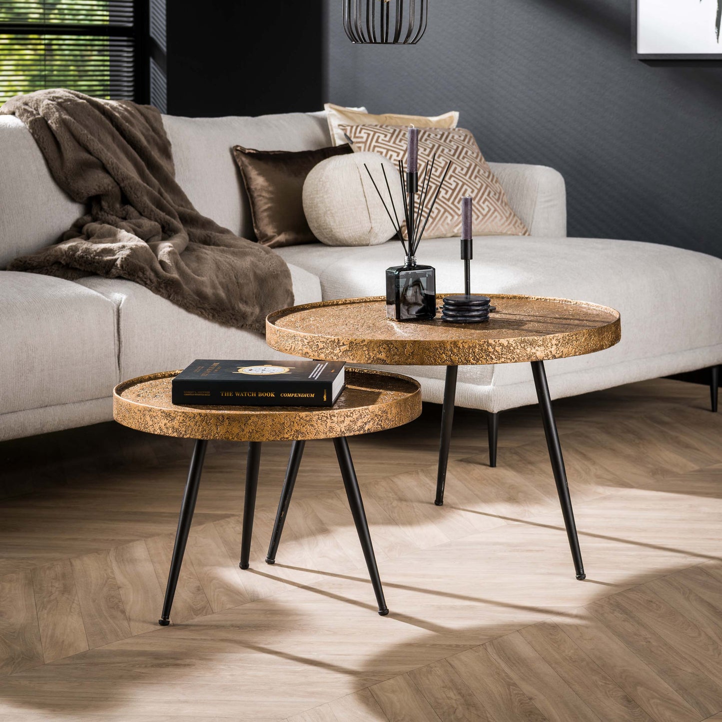 Couchtisch – rund – 74×74×50 cm – Antikbronze | Modell N0187