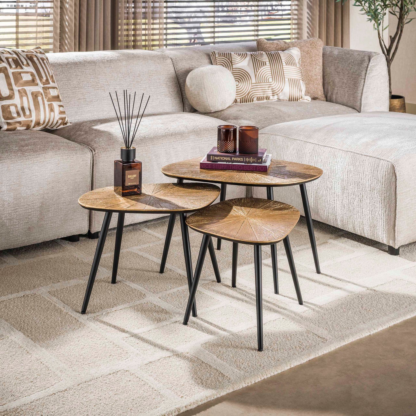 Couchtisch – 62×51×43 cm – Ray Antikgold | Modell N0196