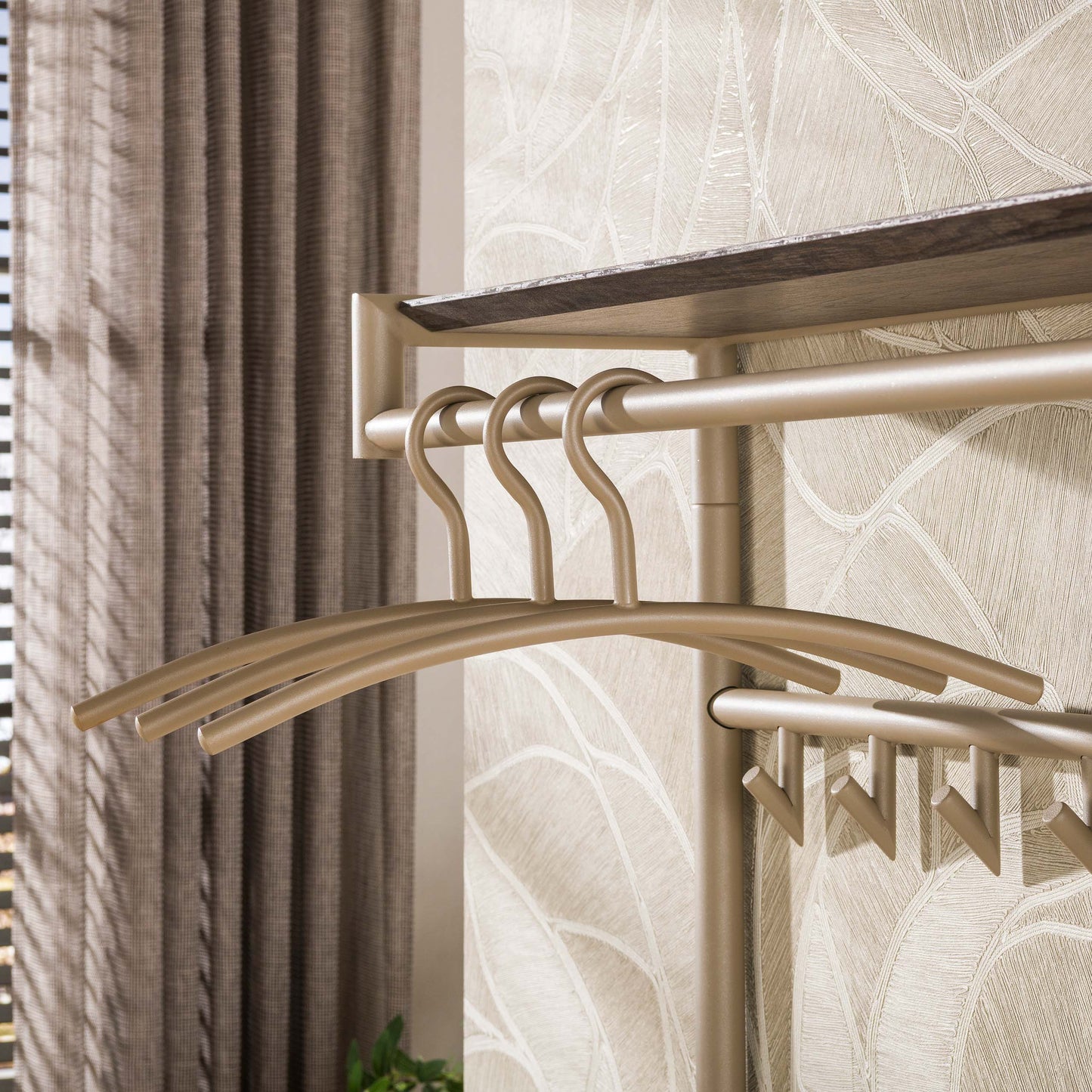 Kleiderbügel – 45×1,6×19,5 cm – Beige | Modell N0218