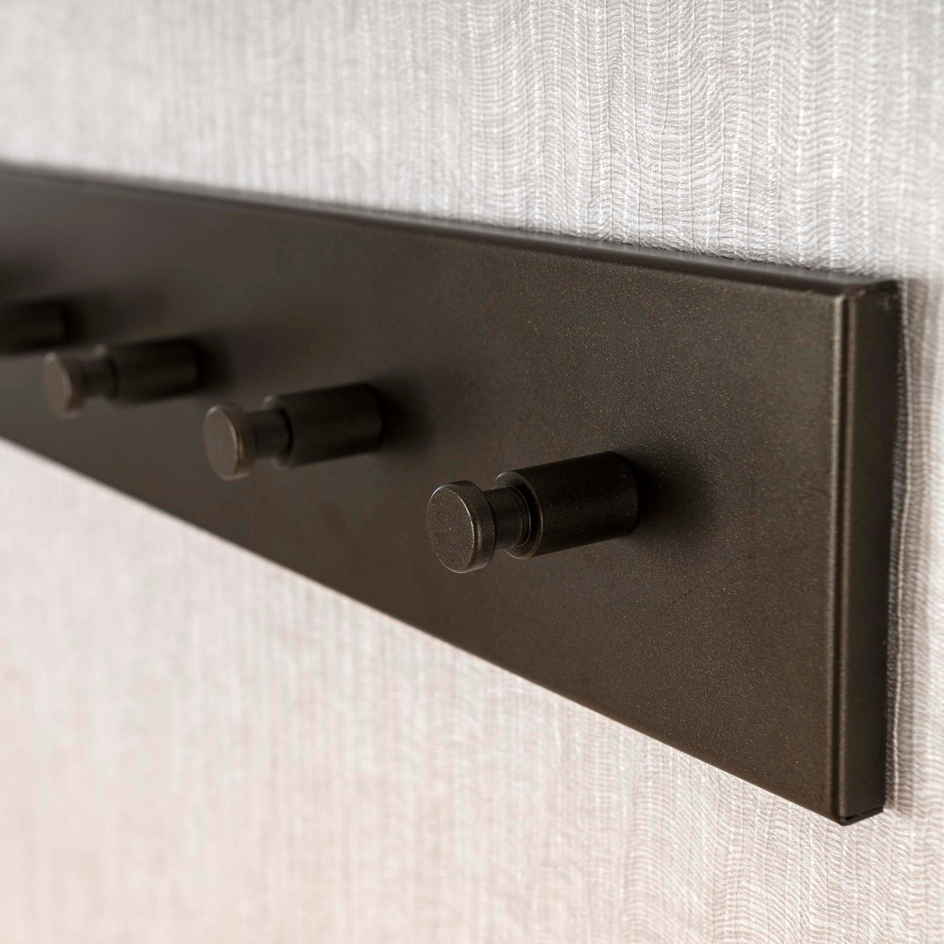 Garderobe – 8 haken – 80×5×10 cm – Drift brown | Modell N0223