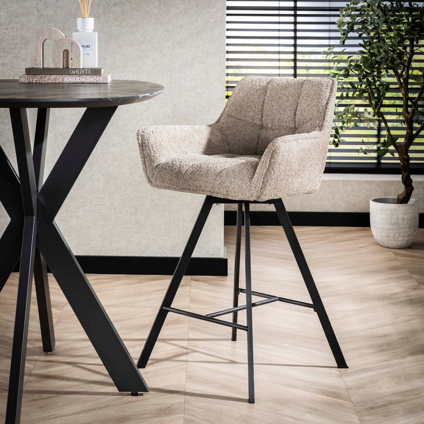 Barstuhl – drehbar 2-er pack – 56×52×95 cm – Hoven taupe | Modell N0285