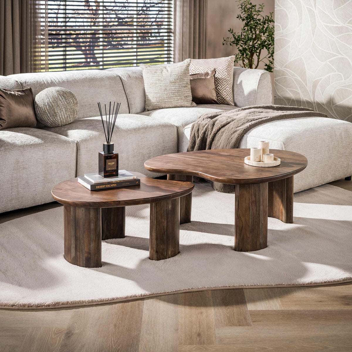 Couchtisch – 99×76×42 cm – Massiv Akazie braun | Modell N0298