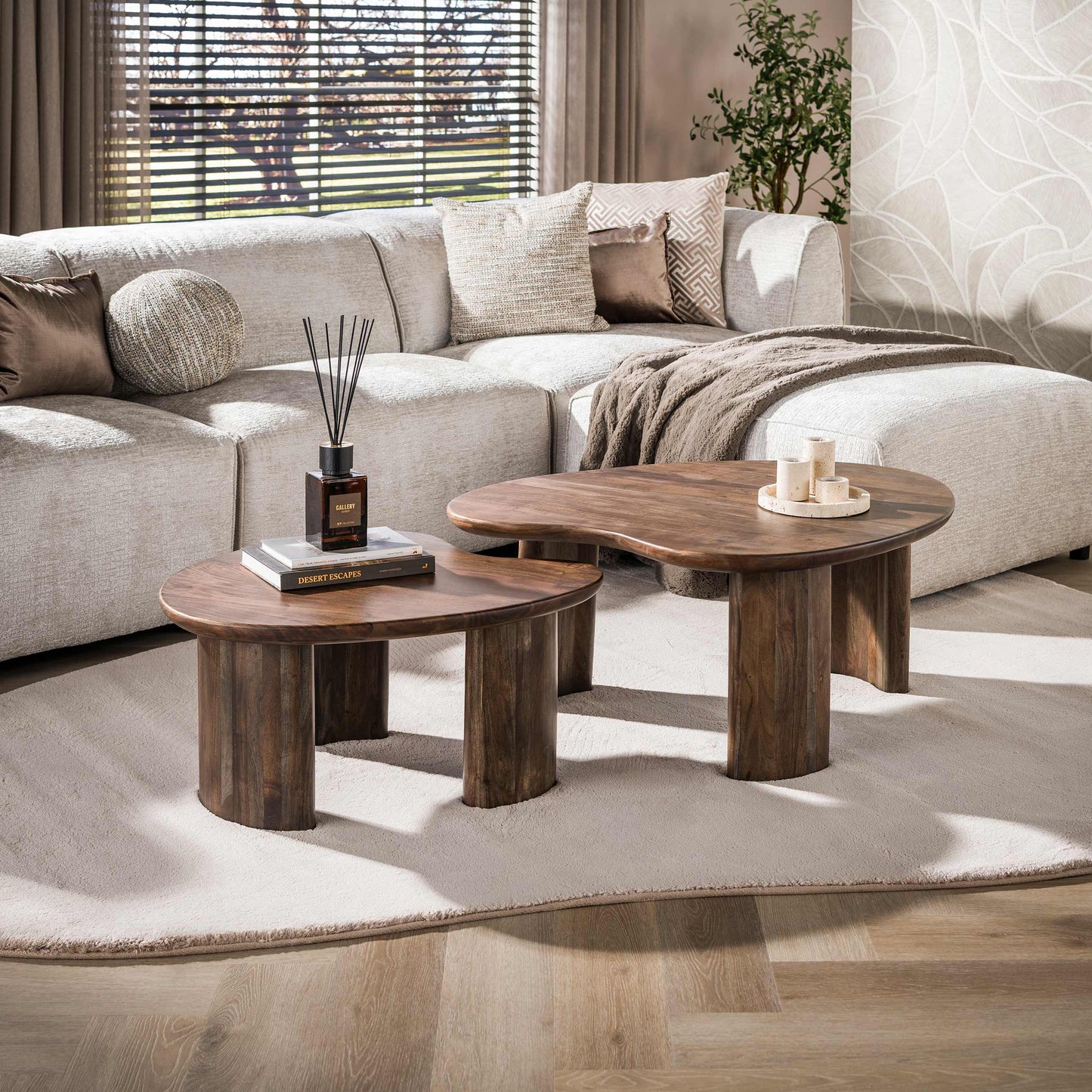 Couchtisch – 99×76×42 cm – Massiv Akazie braun | Modell N0298