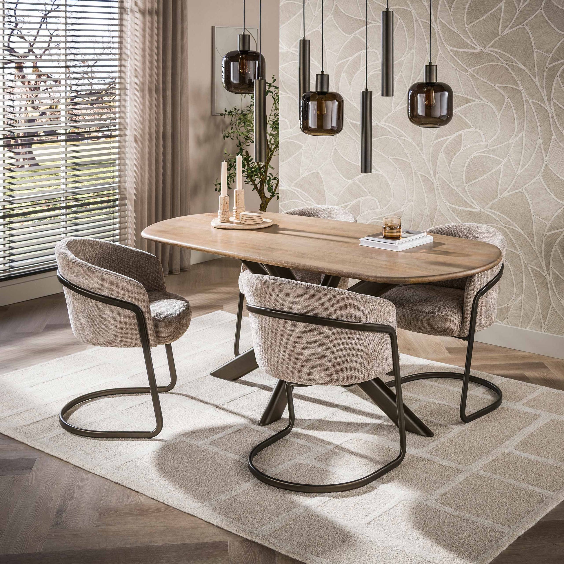 Esstisch – oval – 180×95×76 cm – Massiv Mango sand | Modell N0318