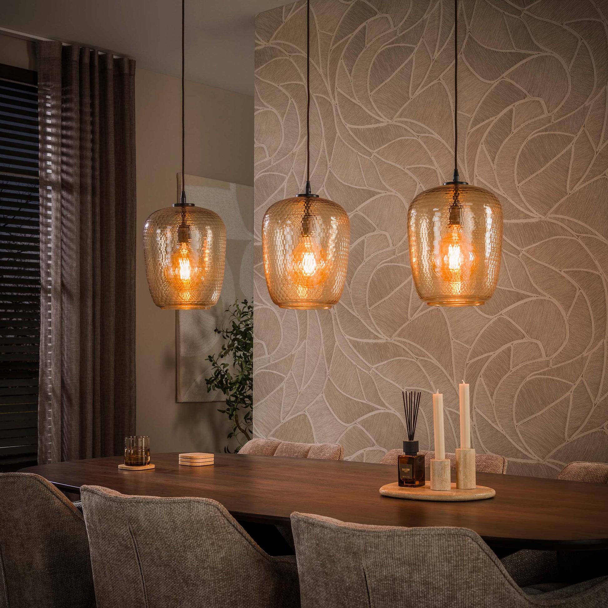 Pendelleuchte – 110×25×150 cm – Amberfarbenes Glas | Modell N0371