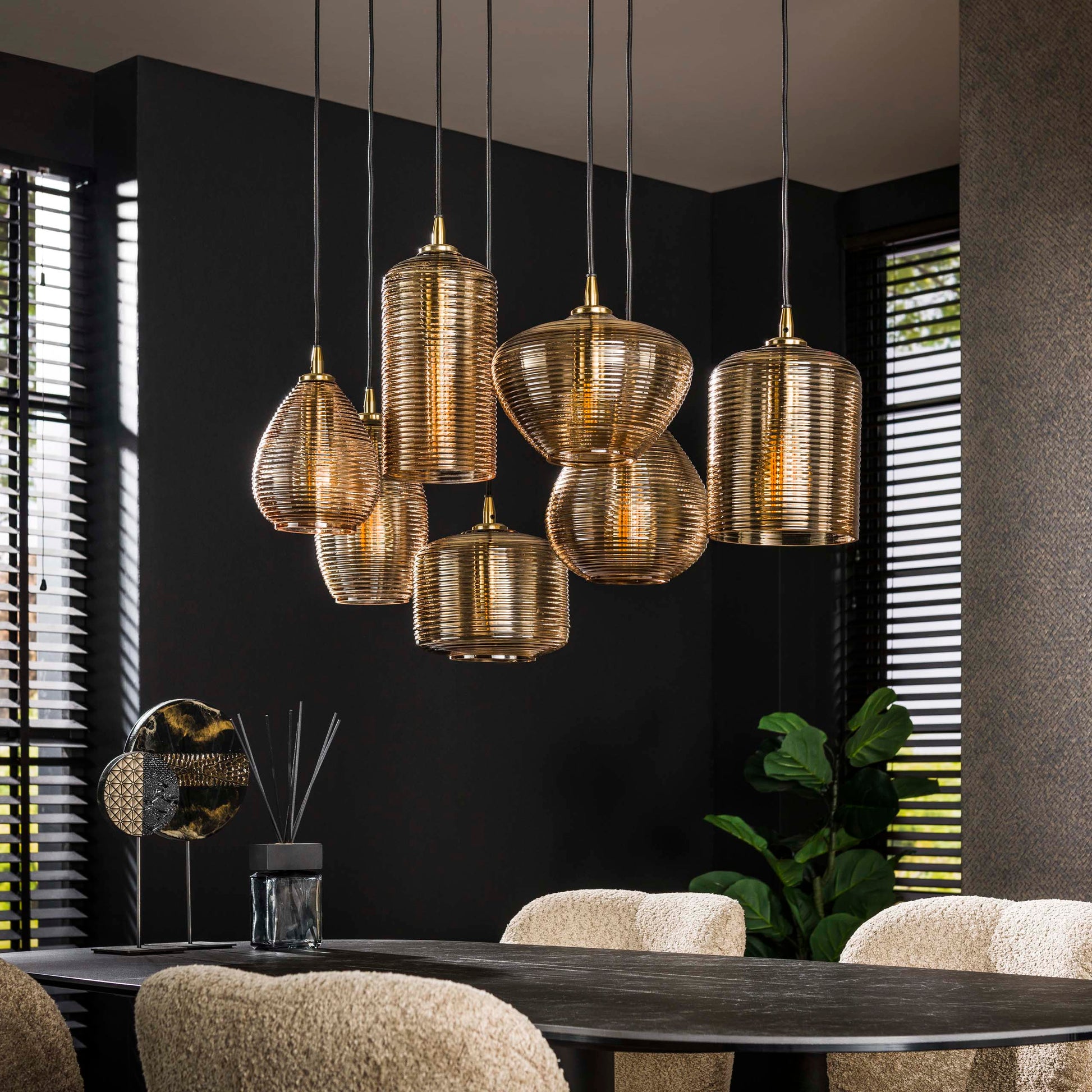 Pendelleuchte – 93×40×150 cm – Amberfarbenes Glas | Modell N0373