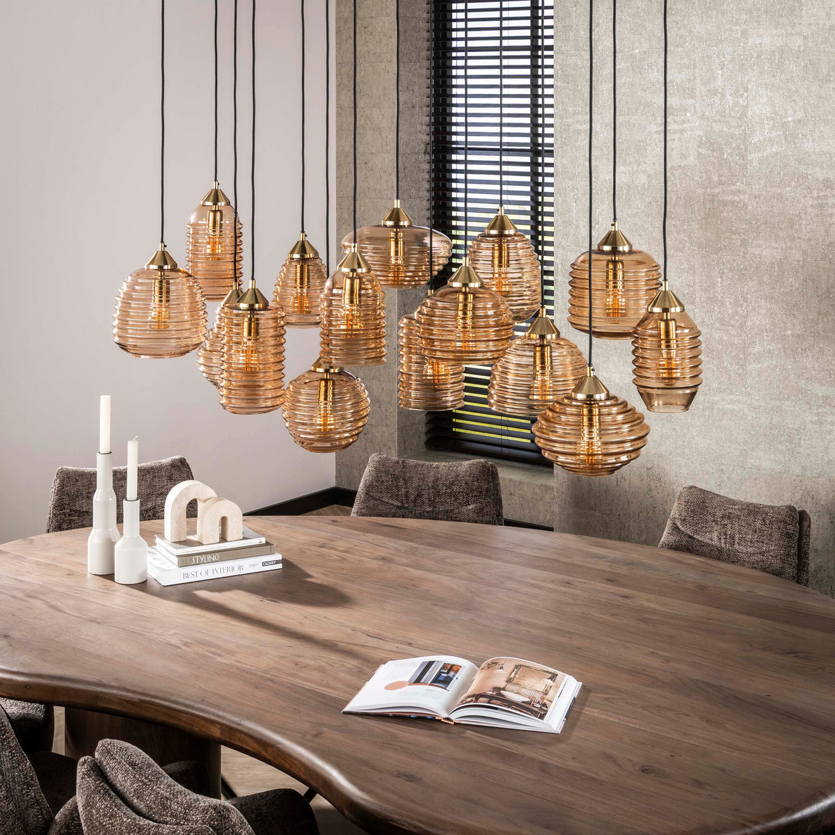 Pendelleuchte – 155×60×150 cm – Amberfarbenes Glas | Modell N0374