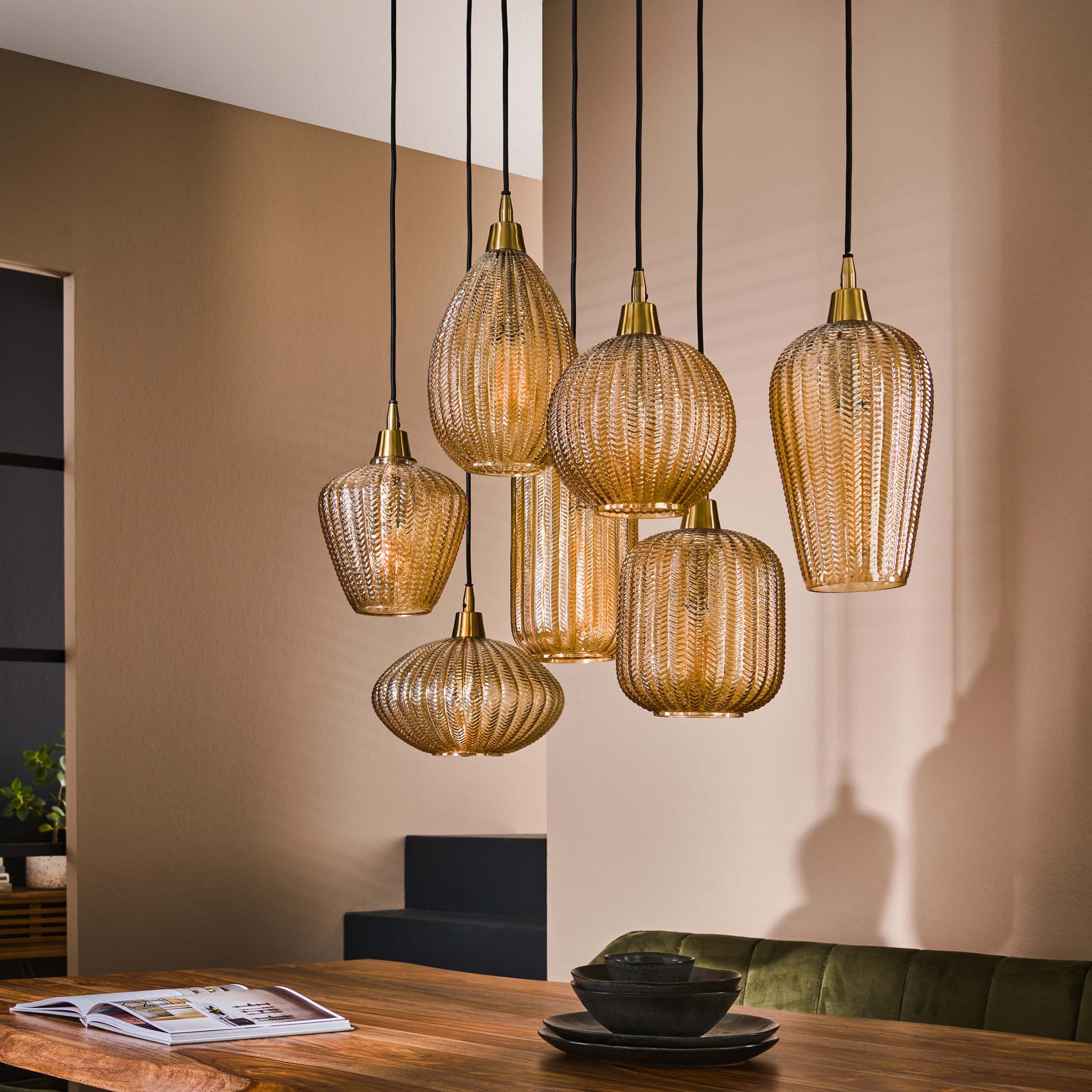Pendelleuchte – 95×38×150 cm – Amberfarbenes Glas | Modell N0375