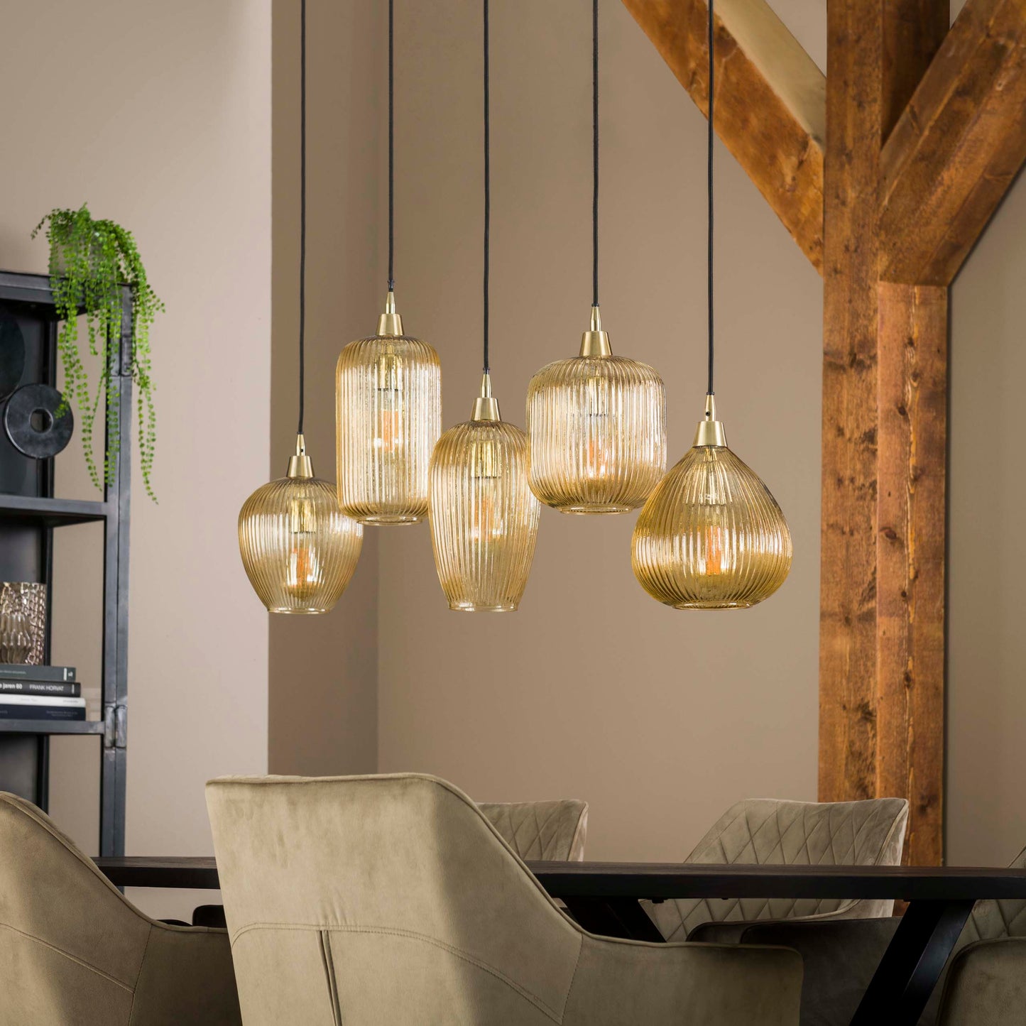 Pendelleuchte – 120×20×150 cm – Amberfarbenes Glas | Modell N0377