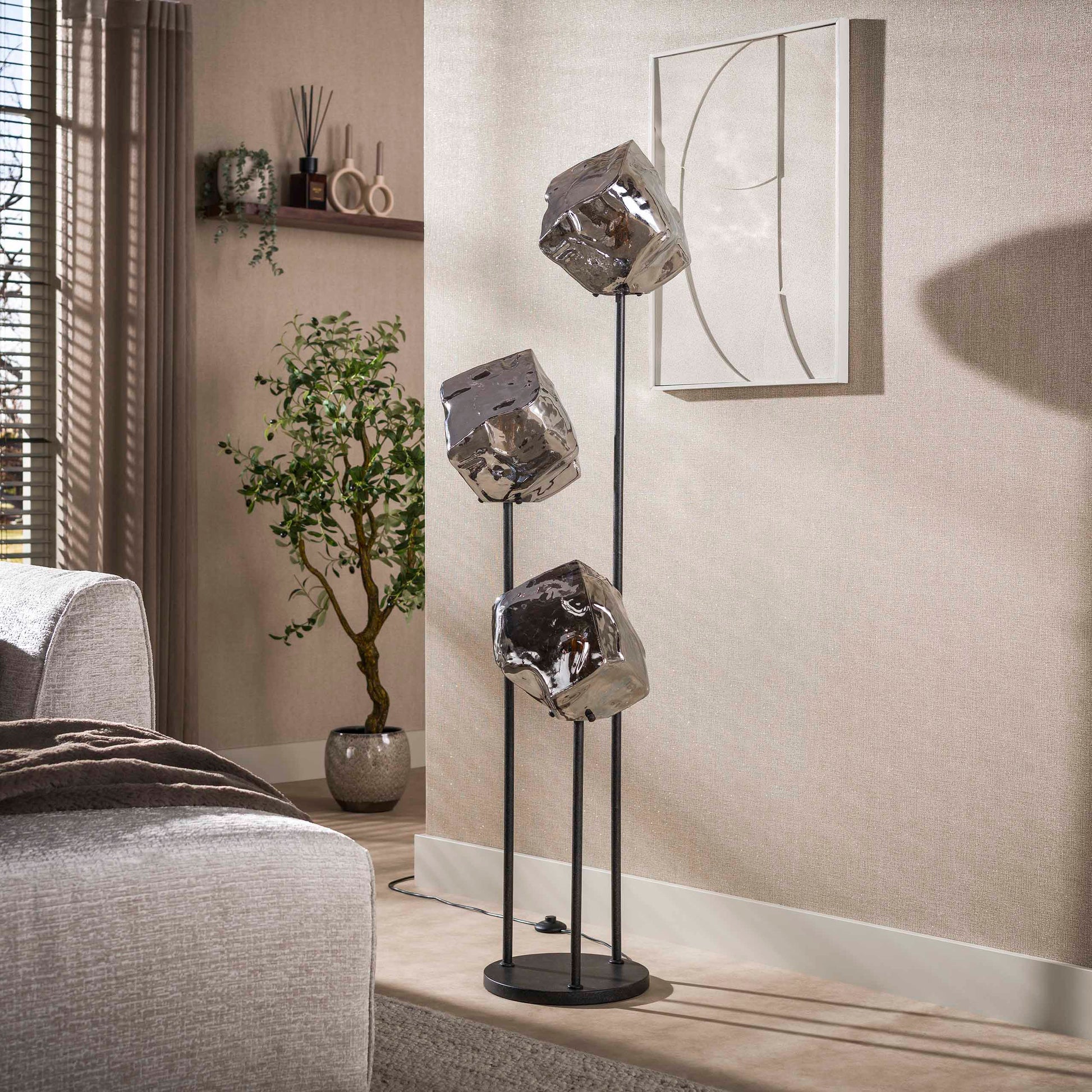 Stehleuchte – 50×50×165 cm – Chromglas | Modell N0398