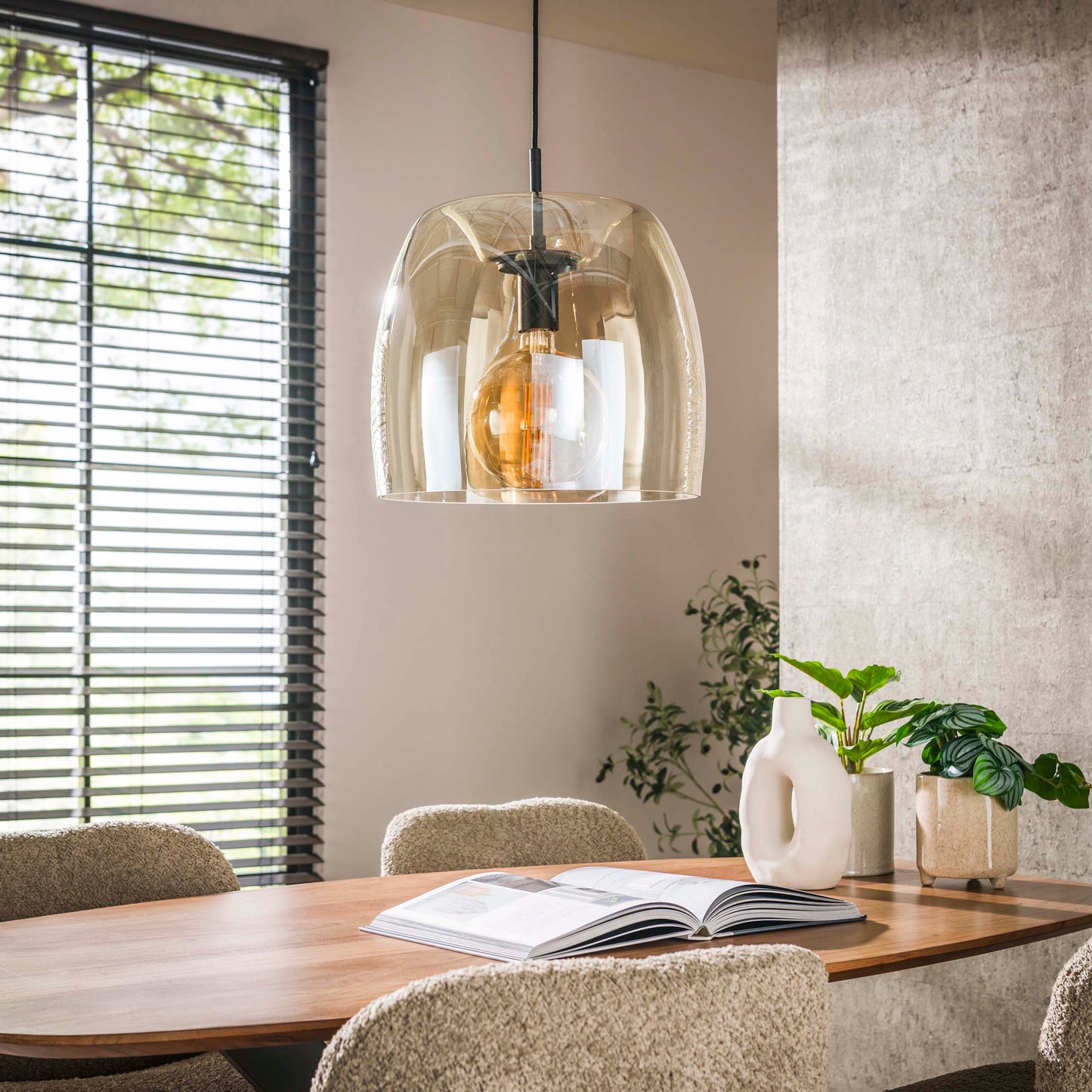 Pendelleuchte – 35×35×150 cm – Amberfarbenes Glas | Modell N0494