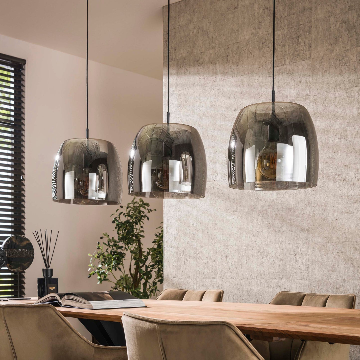 Pendelleuchte – 145×35×150 cm – Smoke grey Glas | Modell N0496