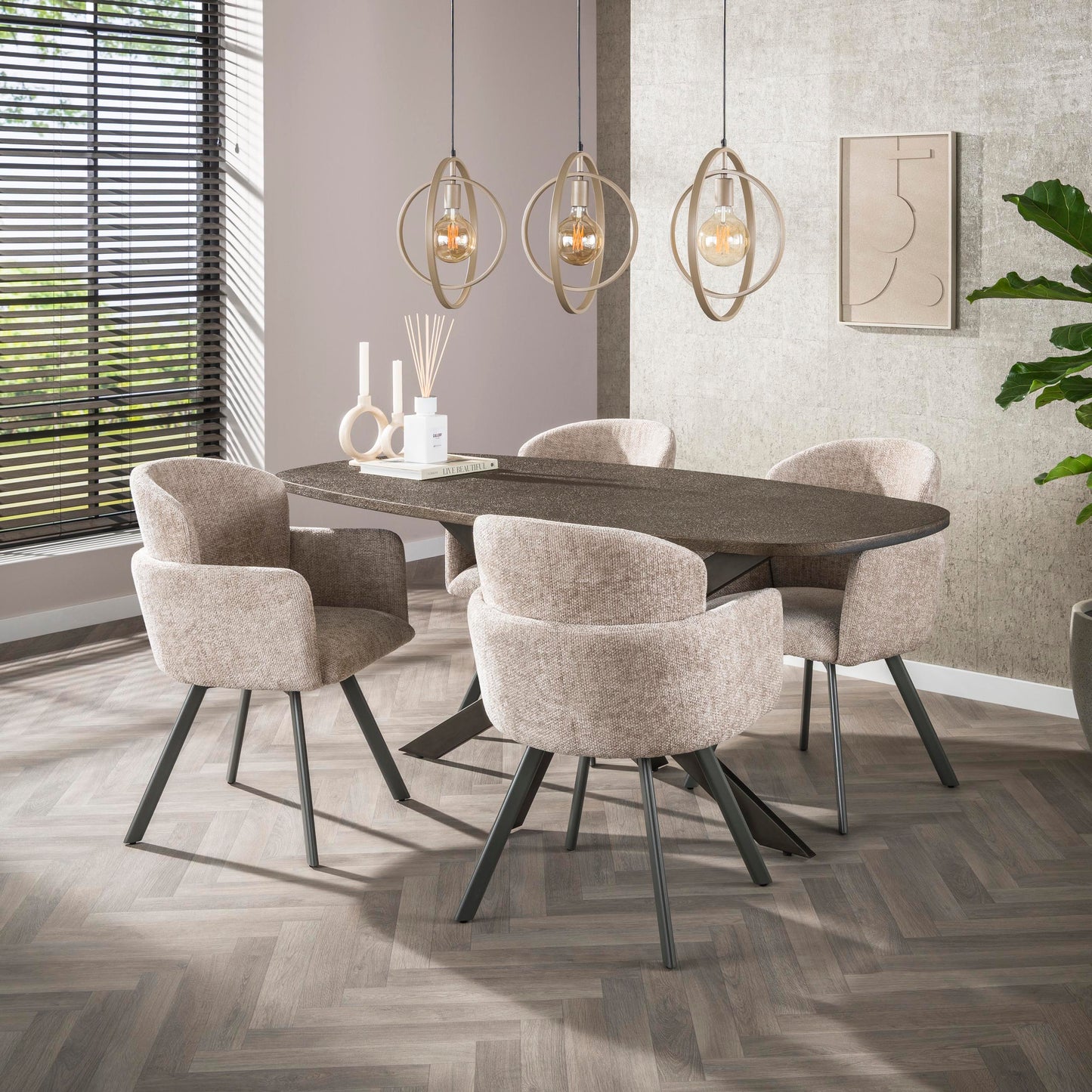 Pendelleuchte – 130×30×150 cm – Beige | Modell N0523