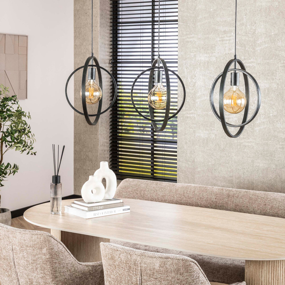 Pendelleuchte – 130×30×150 cm – Beige | Modell N0523