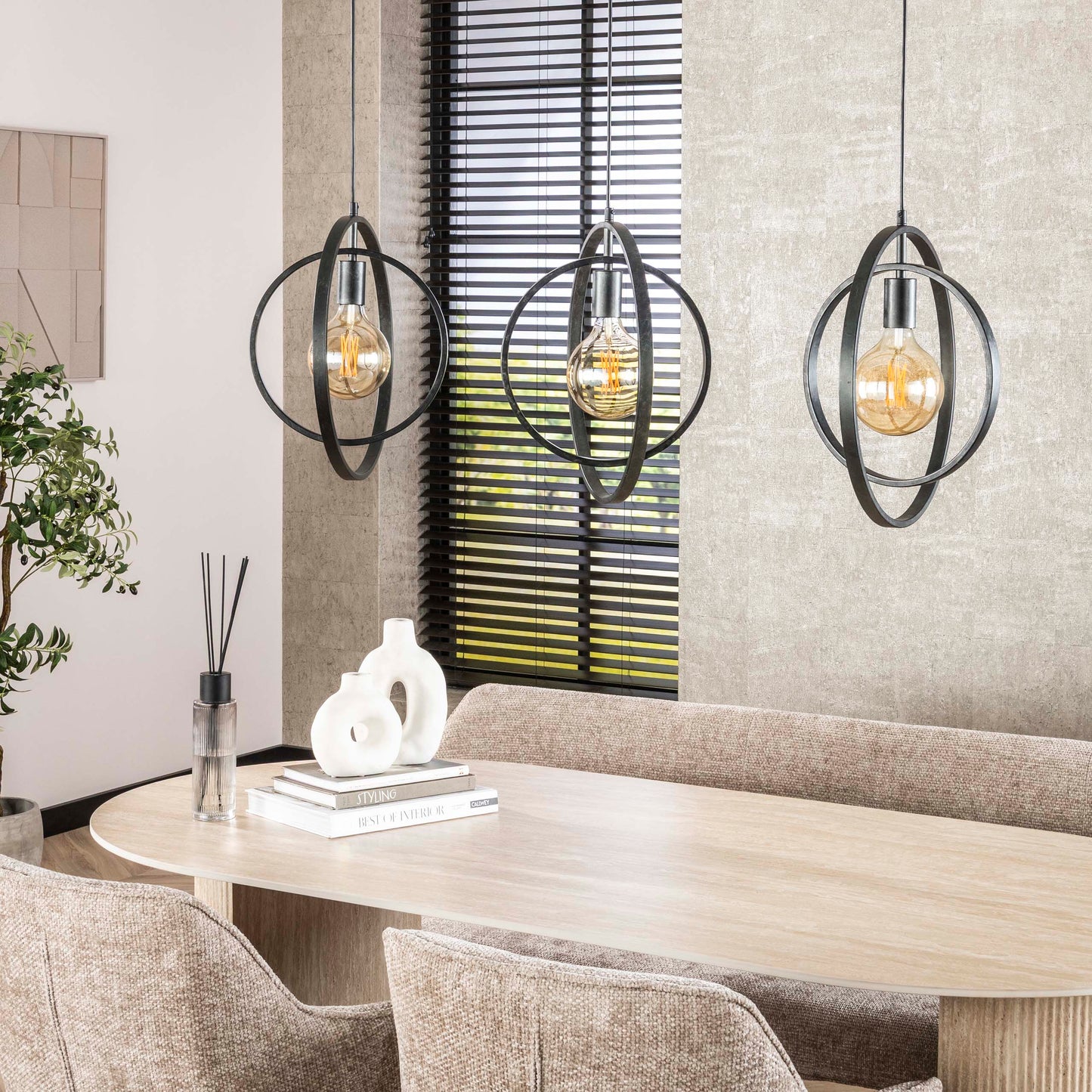 Pendelleuchte – 130×30×150 cm – Beige | Modell N0523