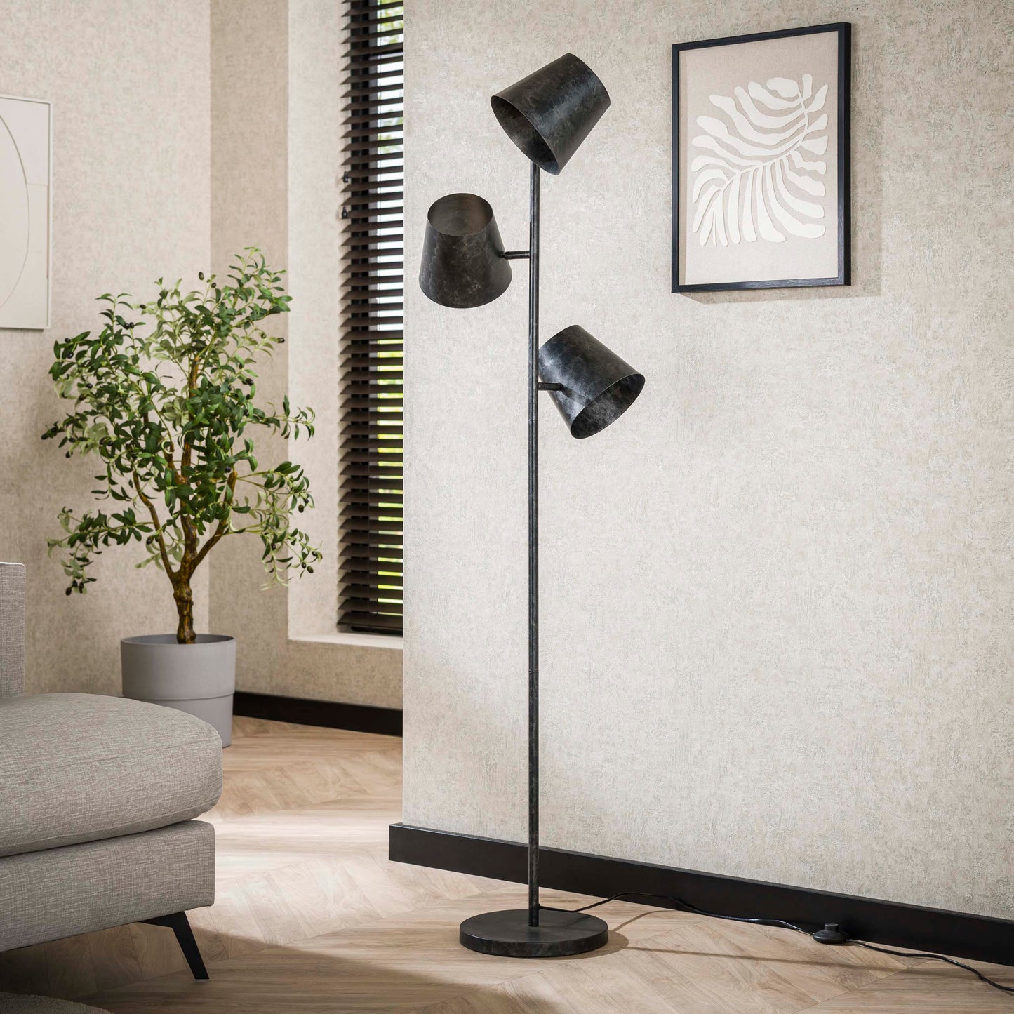 Stehleuchte – 40×40×167 cm – Charcoal | Modell N0525