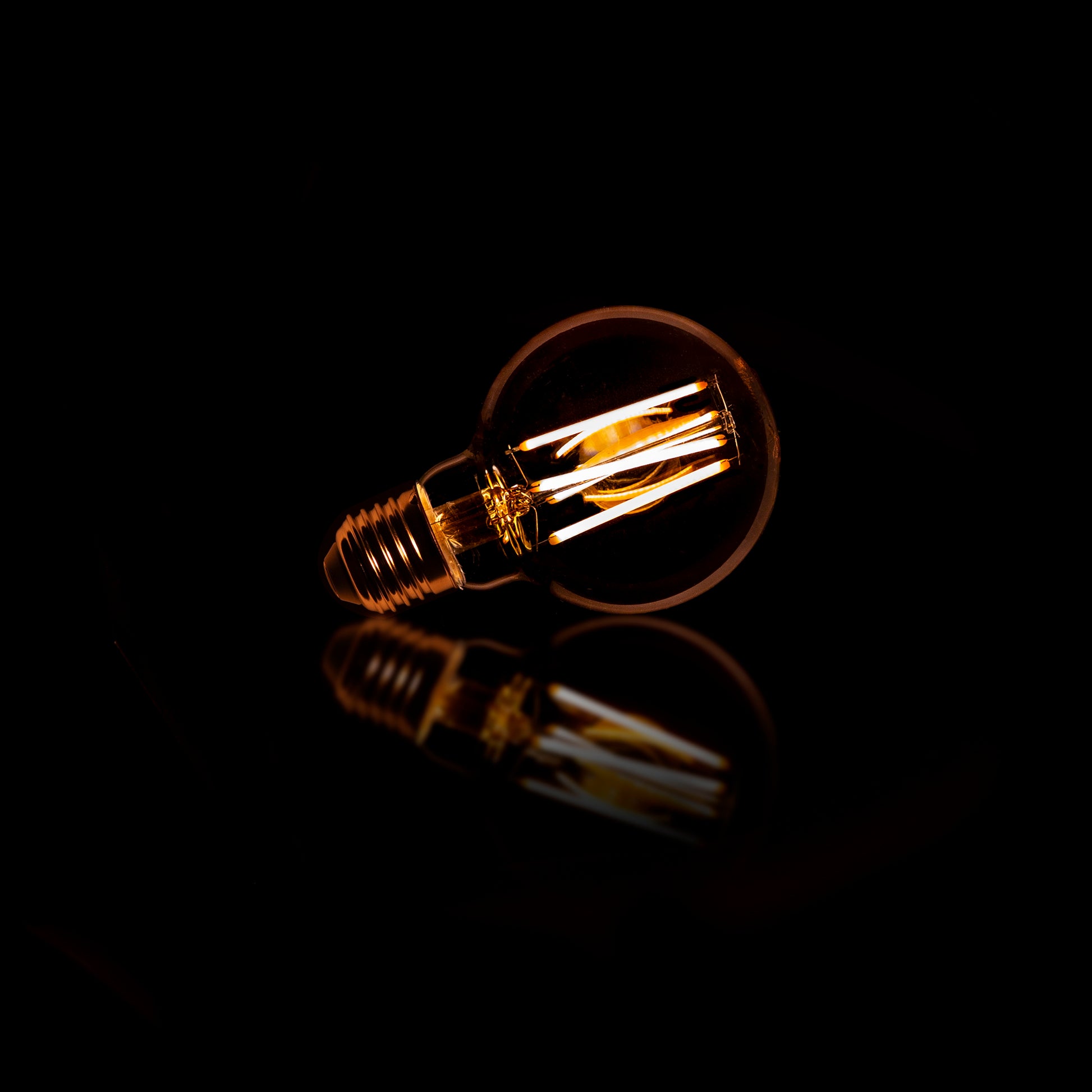 Leuchtmittel – led – 7×7×8 cm – Amberfarbenes Glas | Modell N0557