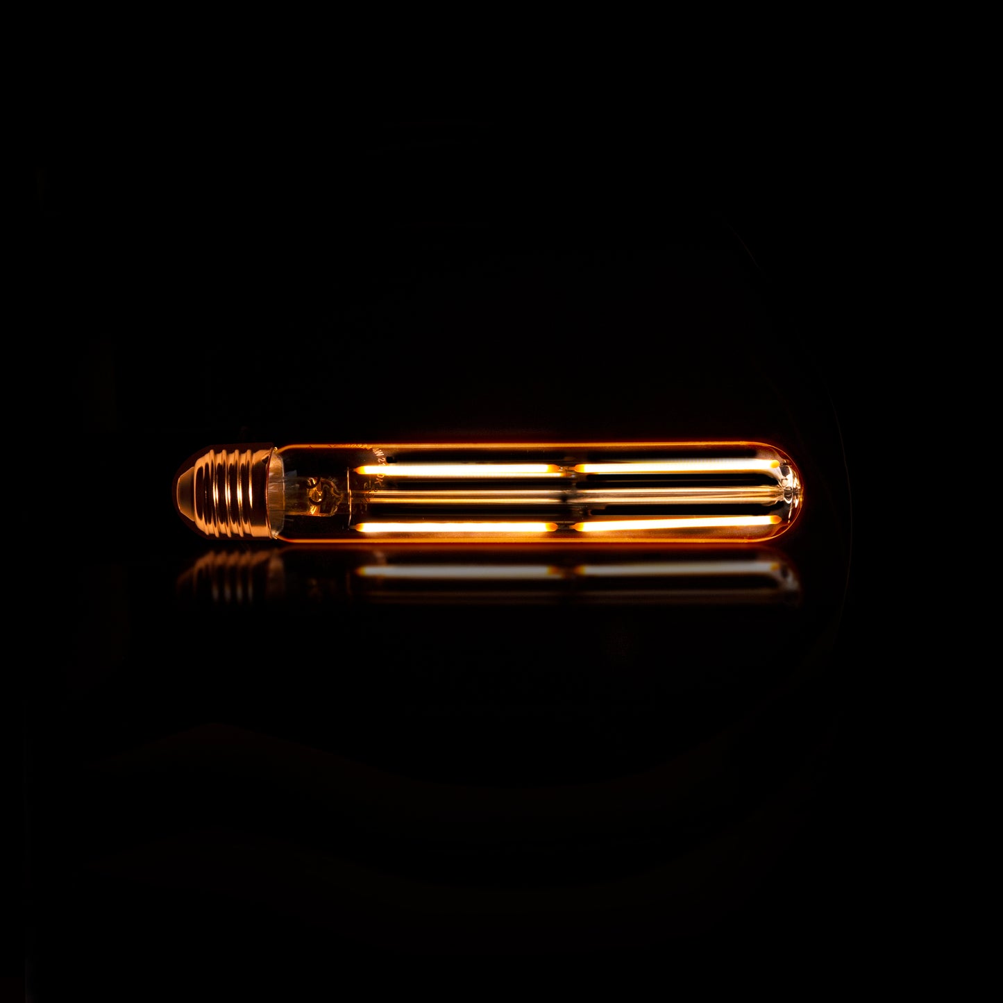 Leuchtmittel – led – 3×3×18,5 cm – Amberfarbenes Glas | Modell N0562