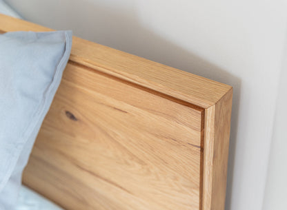 Arona Massivholz Eichen Bett – Stilvolles Schlafen