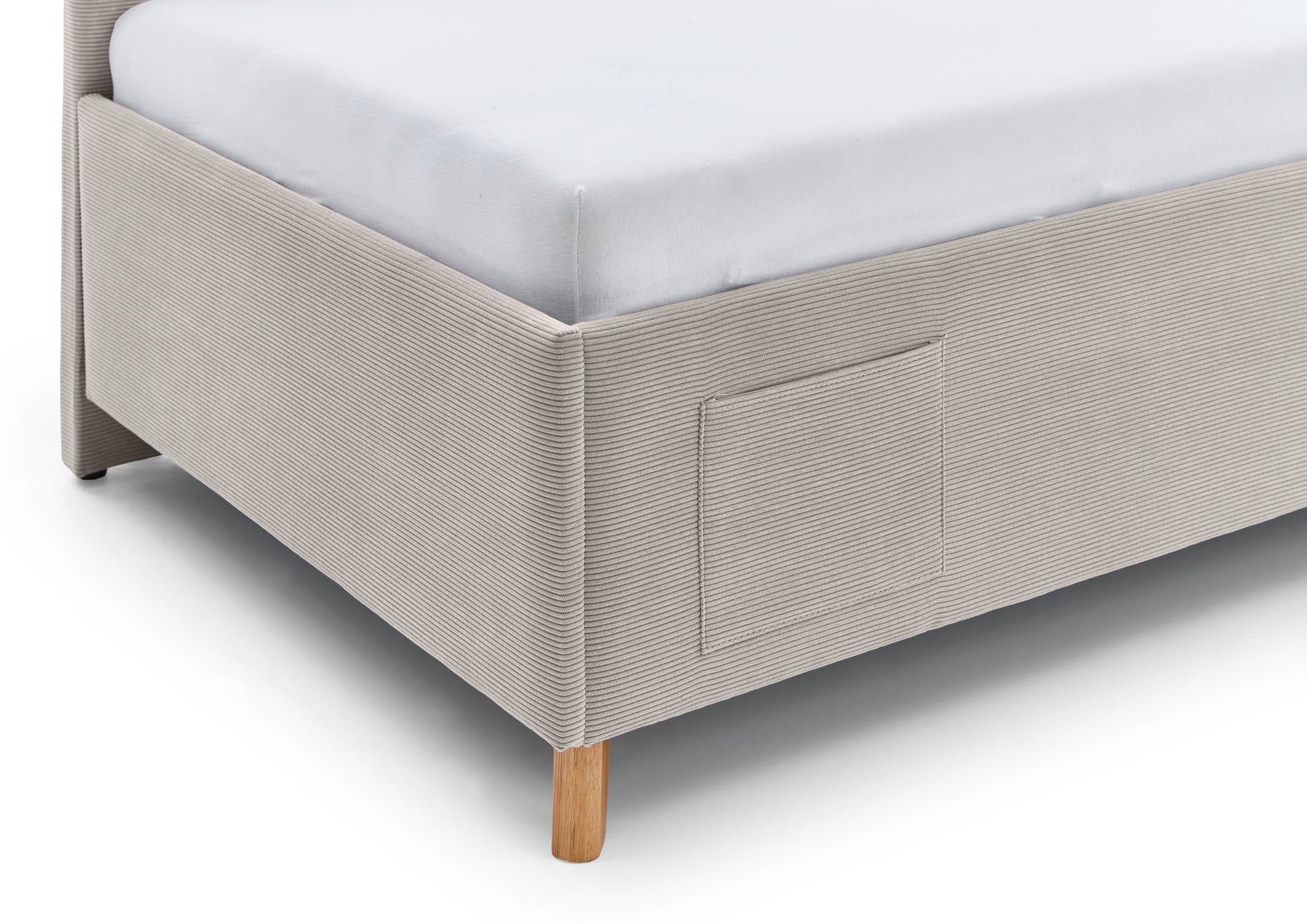 Polsterbett Cool mit Rückenteil von meise.möbel – Nata Nr. 01 – 90x200 cm – Detail