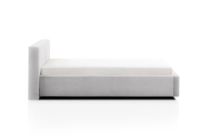 Polsterbett Cube von meise.möbel – Cement Nr. 07 – 140x200 cm – Seitenansicht