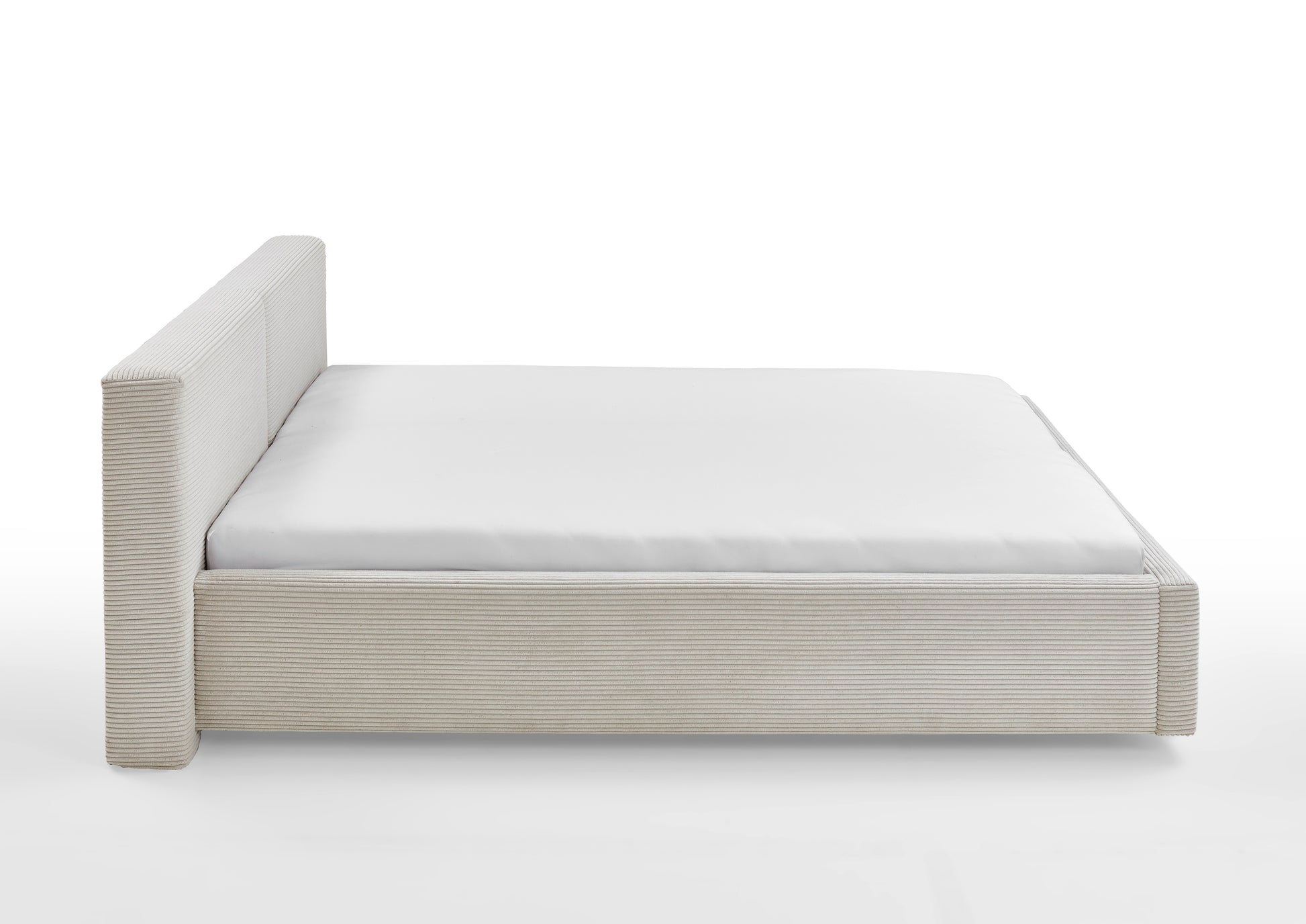 Polsterbett Cube von meise.möbel – Beige Nr. 100 – 160x200 cm – Seitenansicht