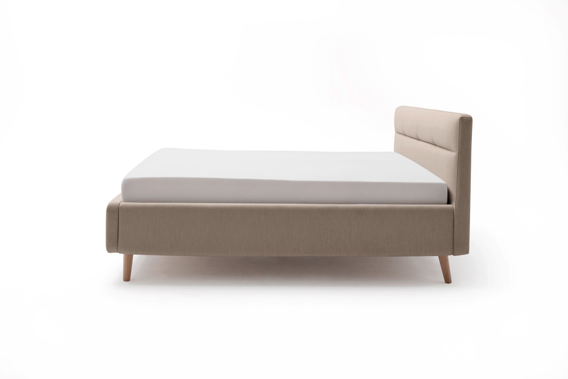 Polsterbett Lotte inkl. Bettkasten von meise.möbel – Beige Nr. 09 – 160x200 cm – Seitenansicht