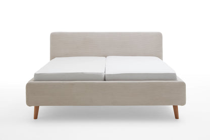Polsterbett Mattis inkl. Bettkasten von meise.möbel – Beige Nr. 100 – 160x200 cm – Frontalansicht