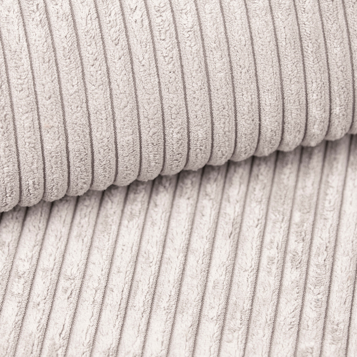 Polsterbett Cube von meise.möbel – Beige Nr. 100 – 240x200 cm – Produktbild
