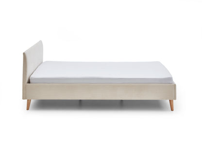 Polsterbett Wicki von meise.möbel – Beige Nr. 100 – 140x200 cm – Seitenansicht