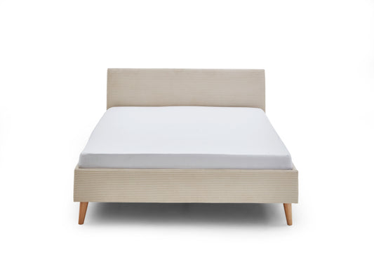 Polsterbett Wicki von meise.möbel – Beige Nr. 100 – 140x200 cm – Frontalansicht